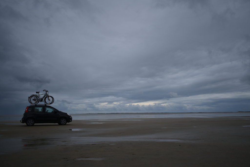 Auto und Strand auf Rømø